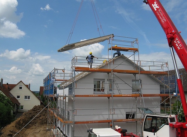 housebuilding-1407499_640